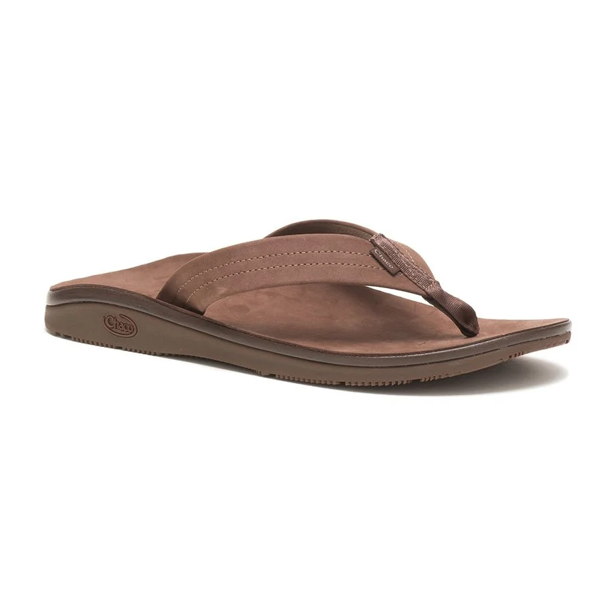 Chaco Classic Leather Flip Sandals for Men - Image 7