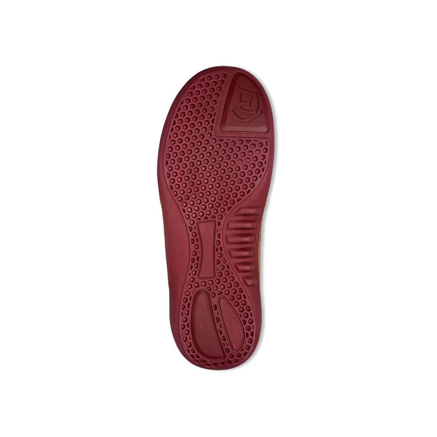 Spenco Supreme Shearling Slippers for Men - Image 12