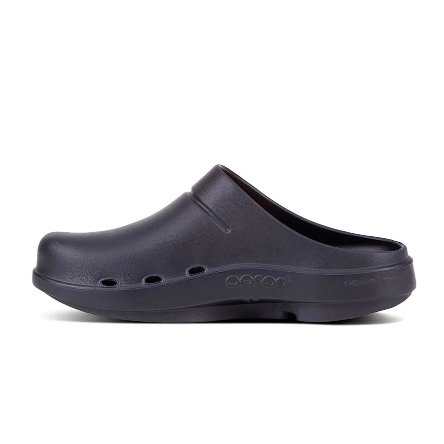 OOFOS OOcloog Clogs - Image 4